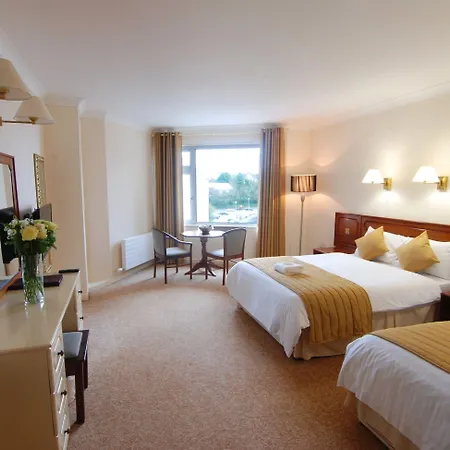 Hotel Donegal 3*