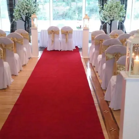 Hotel Donegal 3*